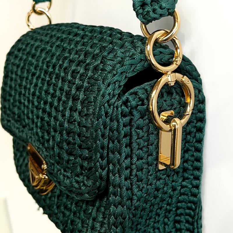 編みバッグショルダー 2way グリーンとゴールド金具 かぎ針編みバッグ